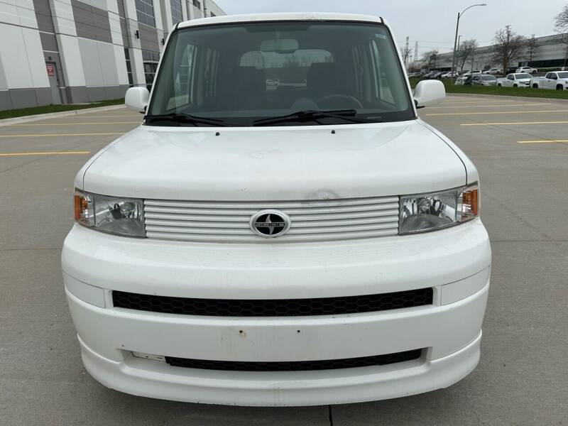 Used 2005 Scion xB  with VIN JTLKT324850207412 for sale in Elmhurst, IL