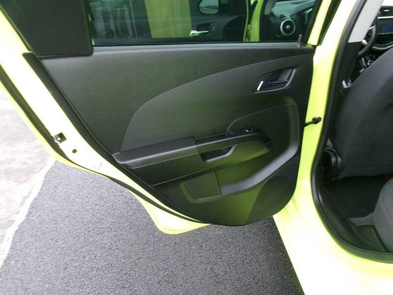 2019 Chevrolet Sonic LT Auto