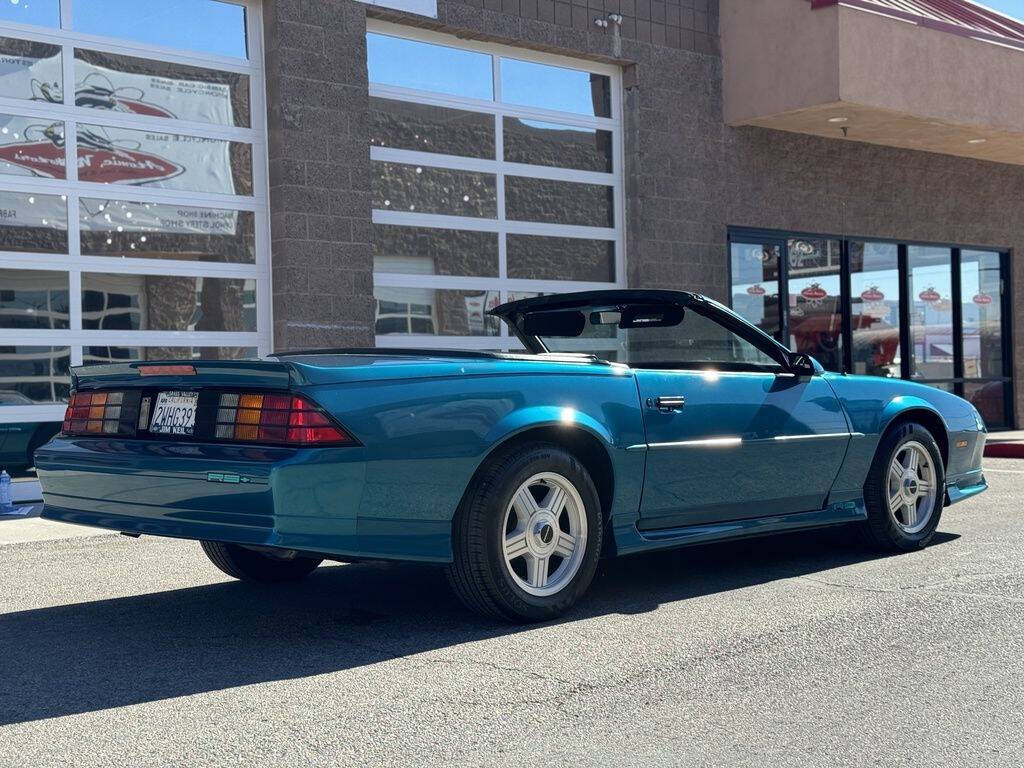 1991 Chevrolet Camaro 18