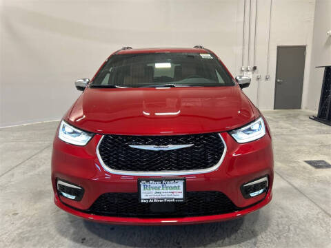 2026 Chrysler Pacifica Pinnacle