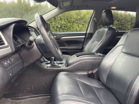 2017 Toyota Highlander XLE