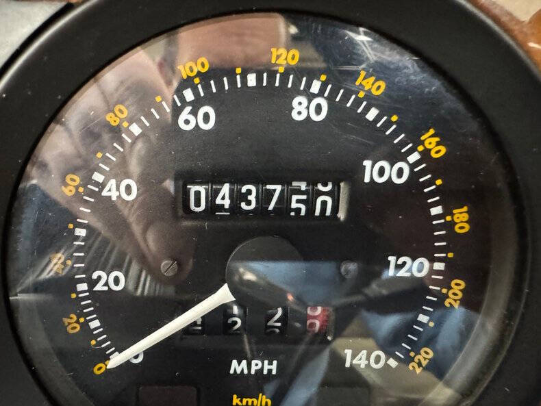 1986 Jaguar XJ-Series XJ6 Vanden Plas