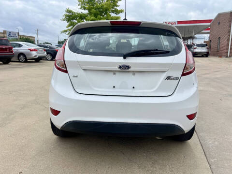 2017 Ford Fiesta SE