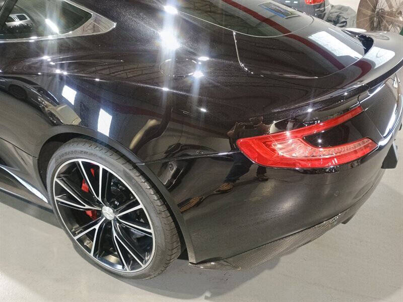 2014 Aston Martin Vanquish 33