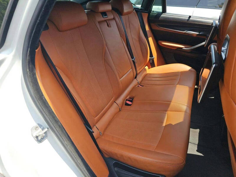 2015 BMW X6 M