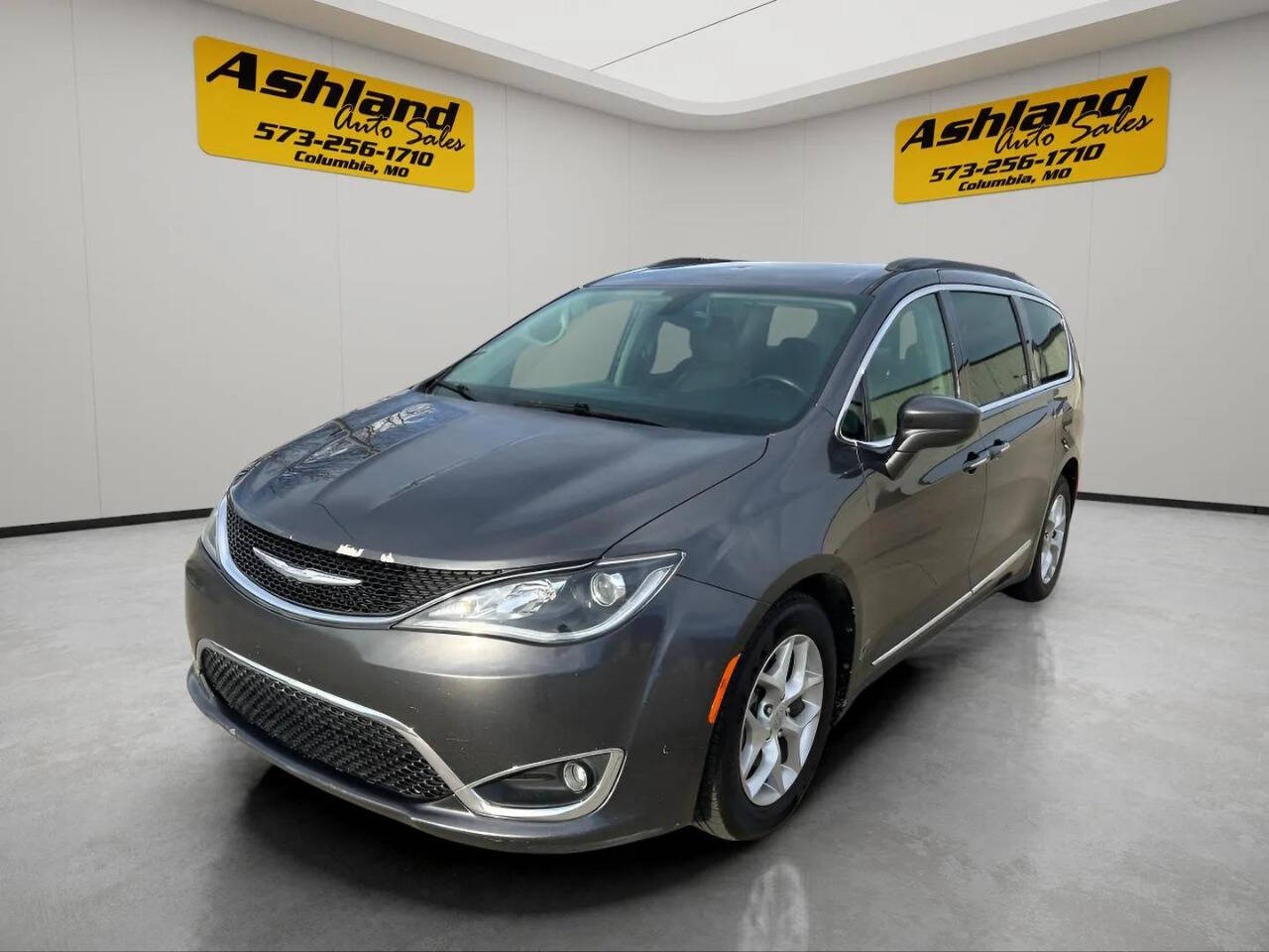 Gray 2017 Chrysler Pacifica Touring Plus Touring Plus 4dr Mini-Van 1