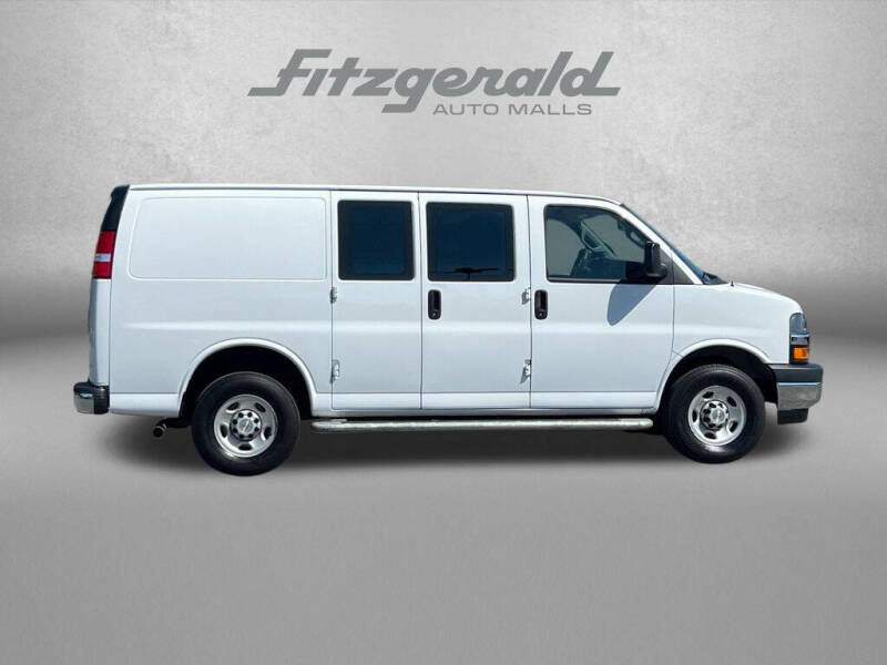 2024 Chevrolet Express 2500