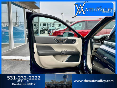 2017 Lincoln Continental Select