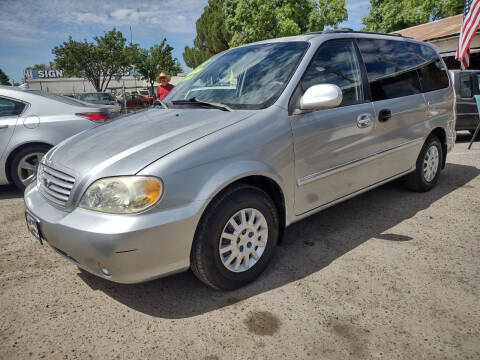 2003 Kia Sedona for sale at Larry's Auto Sales Inc. in Fresno CA