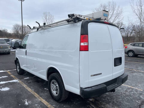 2021 Chevrolet Express 2500