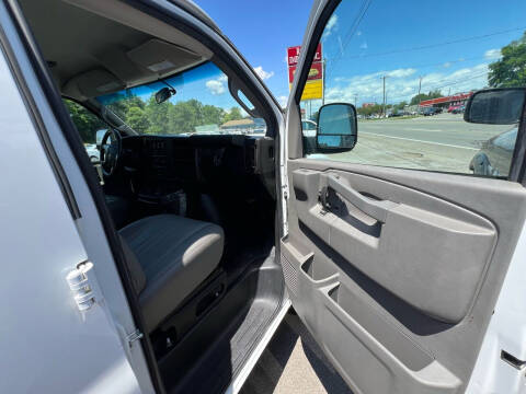 2019 Chevrolet Express 2500