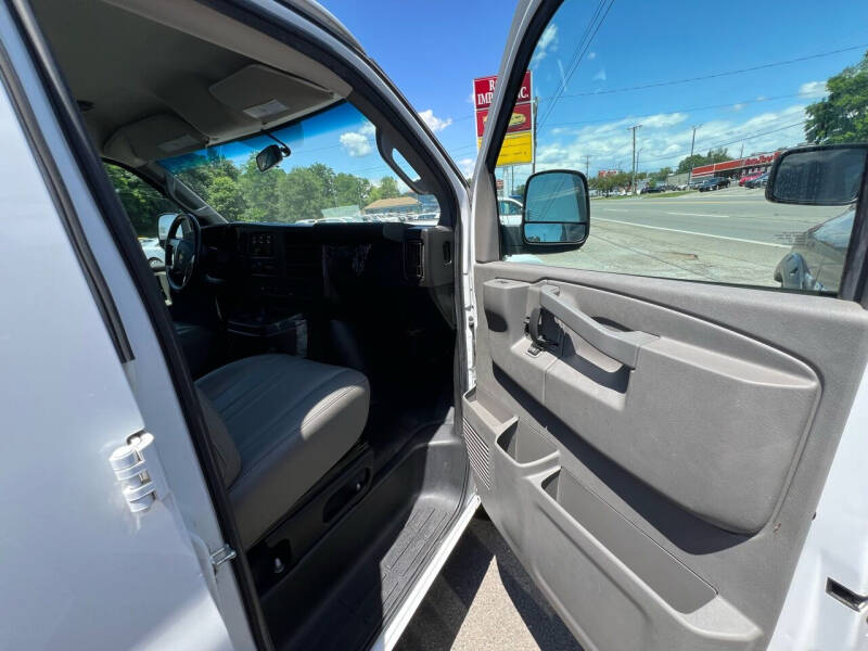 2019 Chevrolet Express 2500