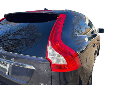 2017 Volvo XC60 T6 Dynamic