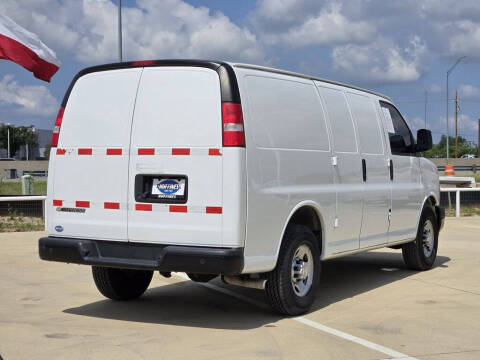 2021 Chevrolet Express 2500