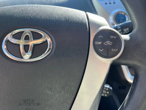 2012 Toyota Prius v