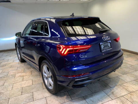 2022 Audi Q3 quattro S line Premium 45 TFSI