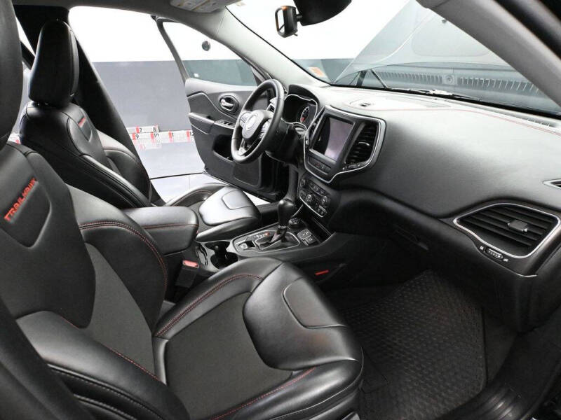 2022 Jeep Cherokee Trailhawk