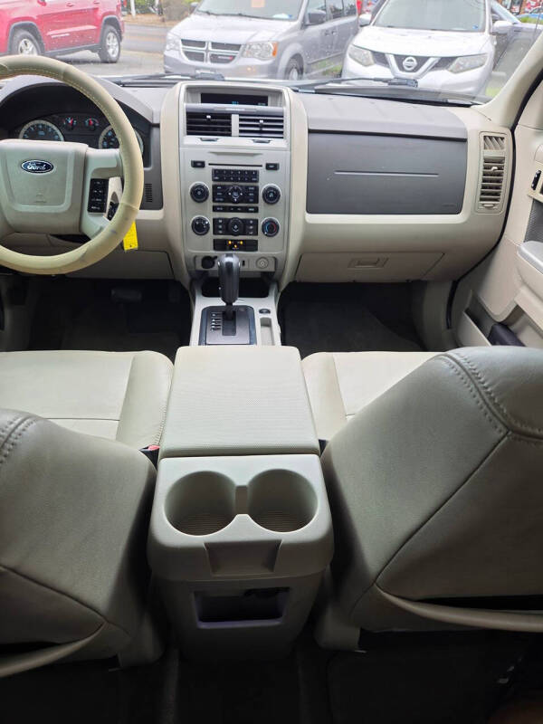 2010 Ford Escape XLT