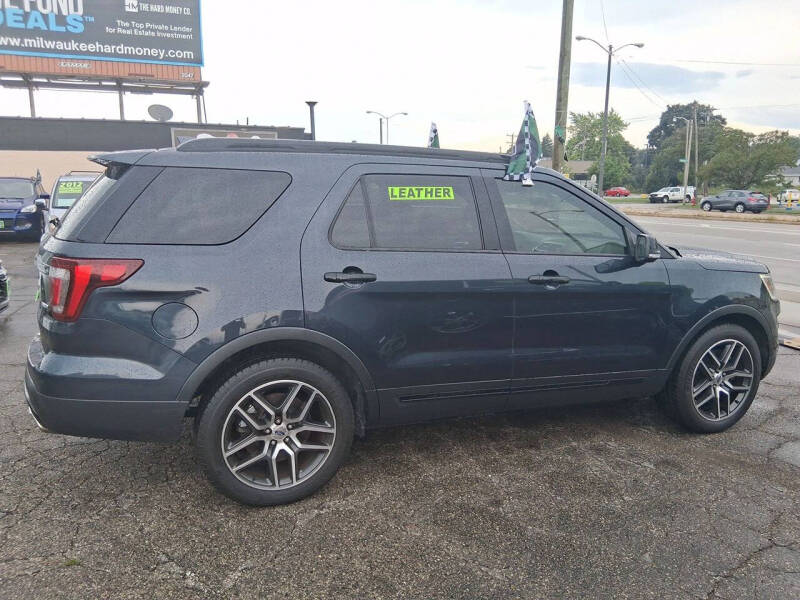 2017 Ford Explorer Sport