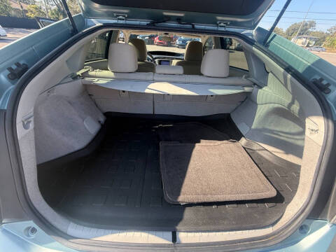 2014 Toyota Prius Three