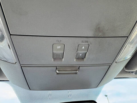 2013 Toyota Sequoia SR5