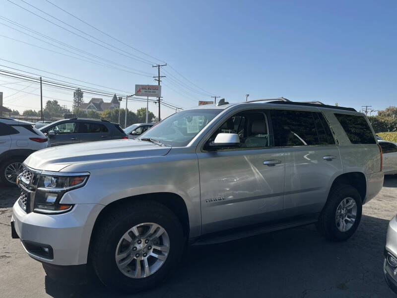 2017 Chevrolet Tahoe LT photo 4