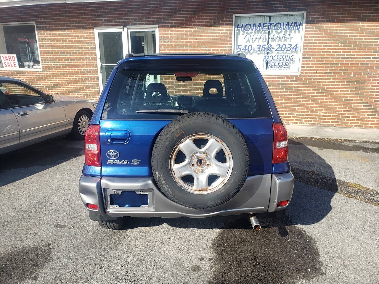 2004 Toyota RAV4 for sale at Hometown Auto Mart in Narrows, VA