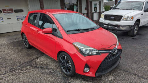 2015 Toyota Yaris 5-Door SE