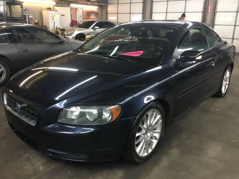 2006 Volvo C70 for sale at Antique Motors in Plymouth IN