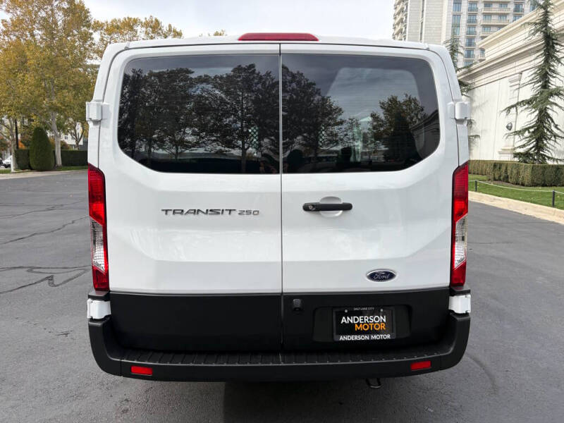 2023 Ford Transit