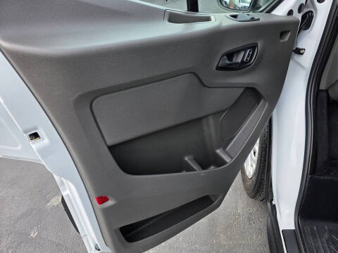 2023 Ford Transit 350 XLT