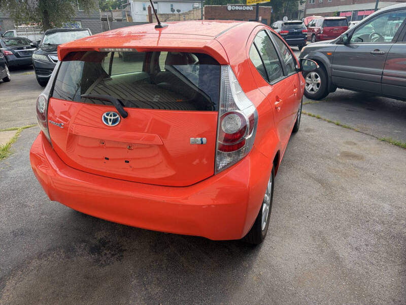 2013 Toyota Prius c Four