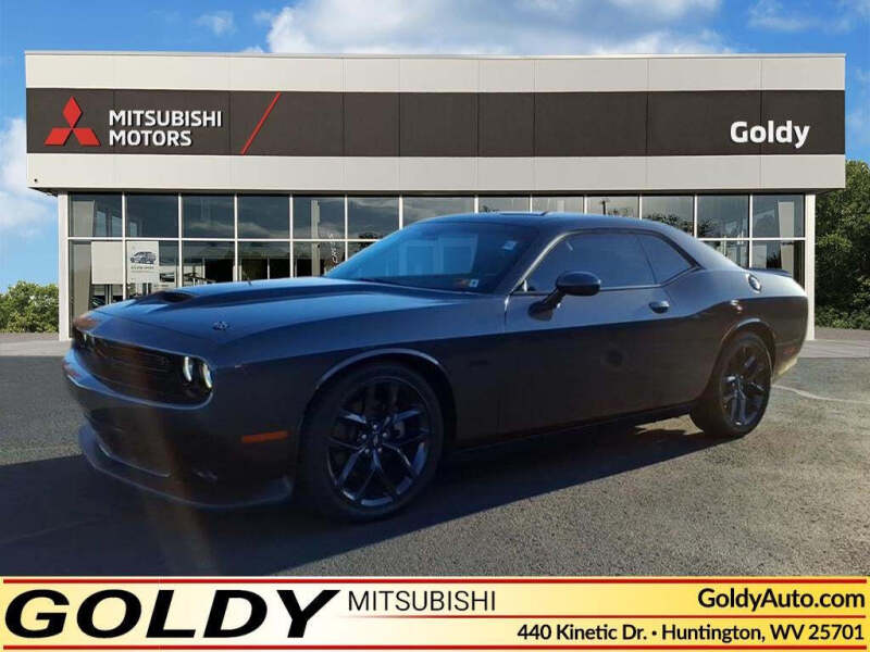 2023 Dodge Challenger R/T's photo