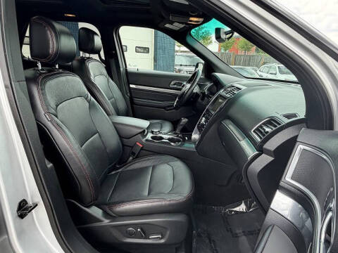 2017 Ford Explorer Sport