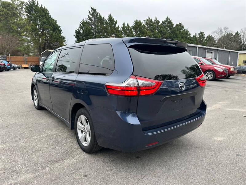 2020 Toyota Sienna L 7-Passenger