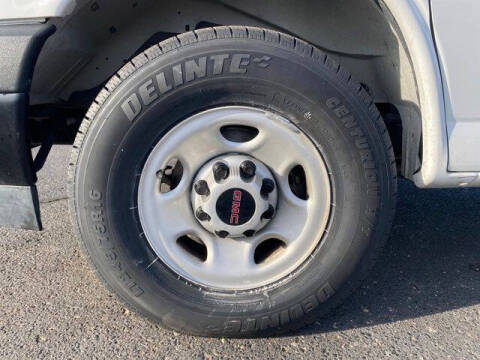 2024 GMC Savana 2500