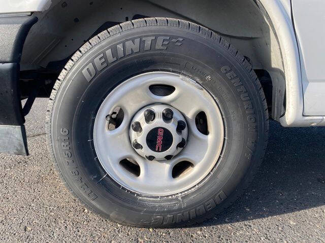 2024 GMC Savana 2500