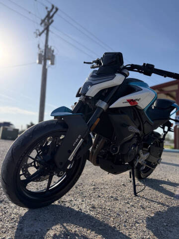 2024 CFMoto 450NK