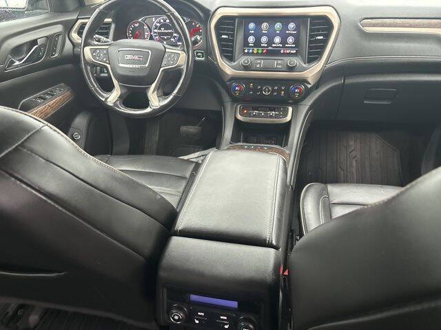 2020 GMC Acadia Denali
