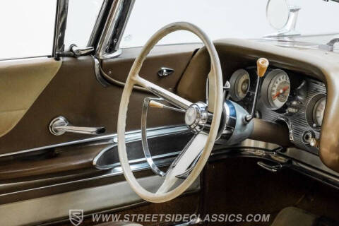1960 Ford Thunderbird