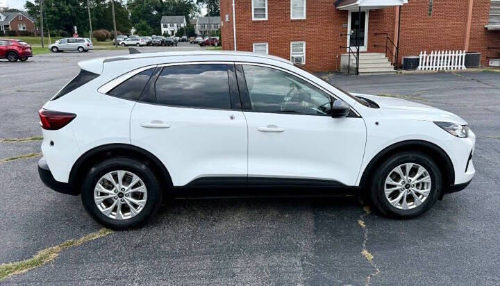 2023 Ford Escape Active