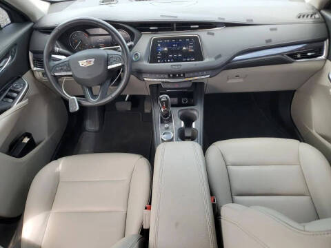 2021 Cadillac XT4 Luxury