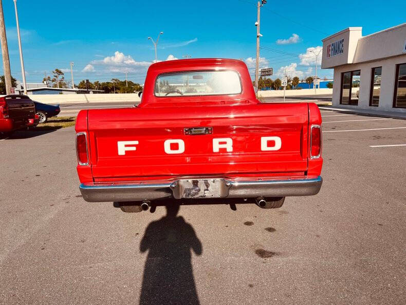 1965 Ford F-100