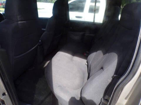 2004 Chevrolet S-10 LS