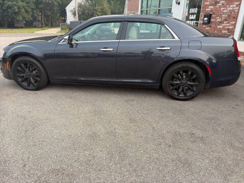 2017 Chrysler 300 C