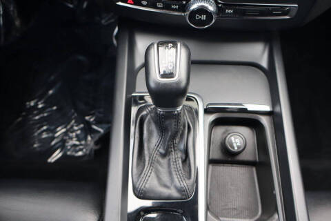2019 Volvo XC60 T5 Momentum