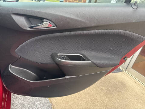 2017 Chevrolet Cruze LT Auto