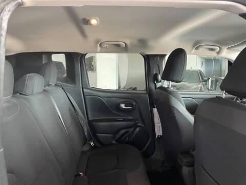 2023 Jeep Renegade Upland