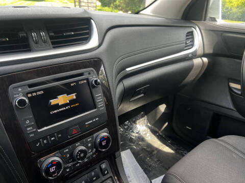 2017 Chevrolet Traverse LT