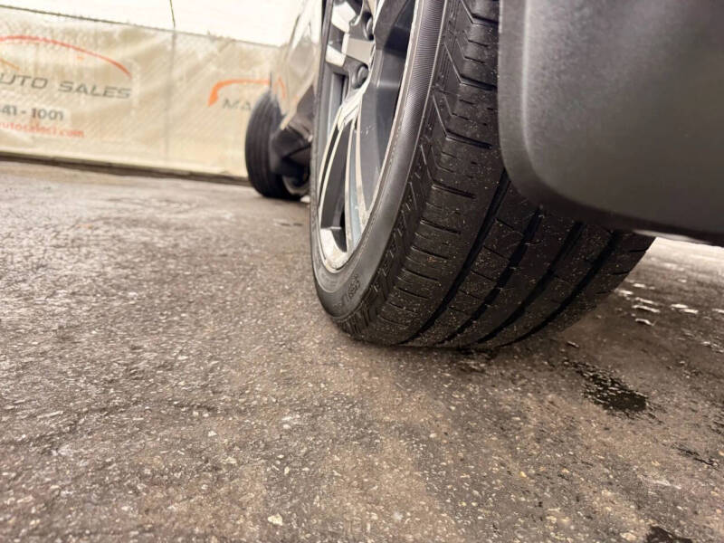 2020 Volvo XC60 T5 Momentum